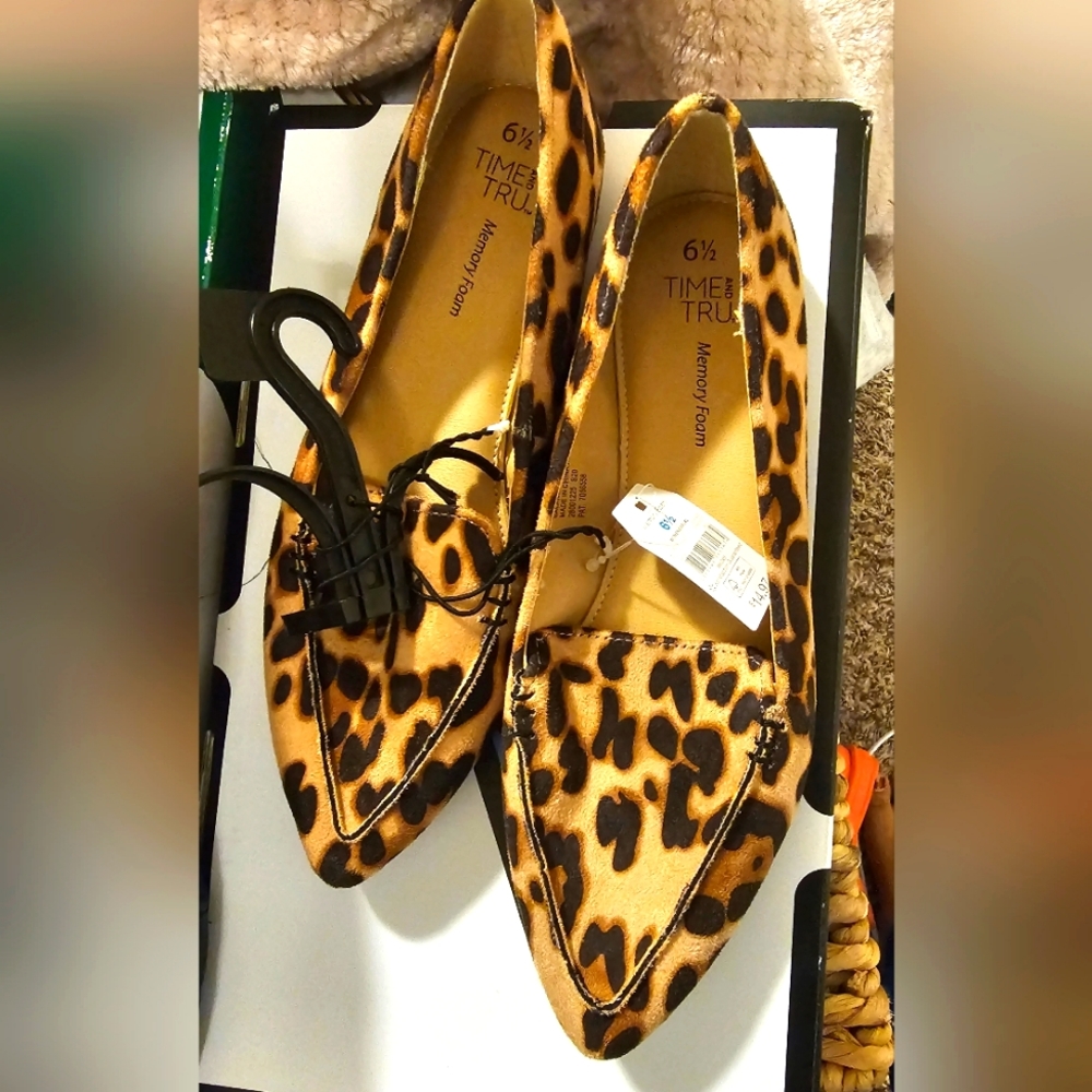 Brand  new cheetah  print